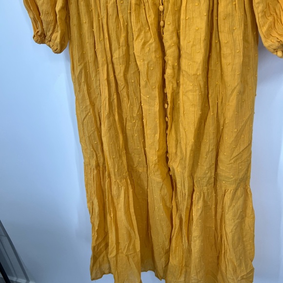 Astr The Label Twist Bust Long Sleeve Midi Dress in Mustard - Picture 5 of 8